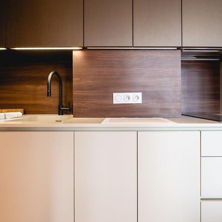 Le Nid Du Favre I - Charming Studio With Stunning Lake View Annecy Luaran gambar