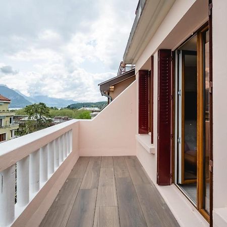 Le Nid Du Favre I - Charming Studio With Stunning Lake View Annecy Luaran gambar