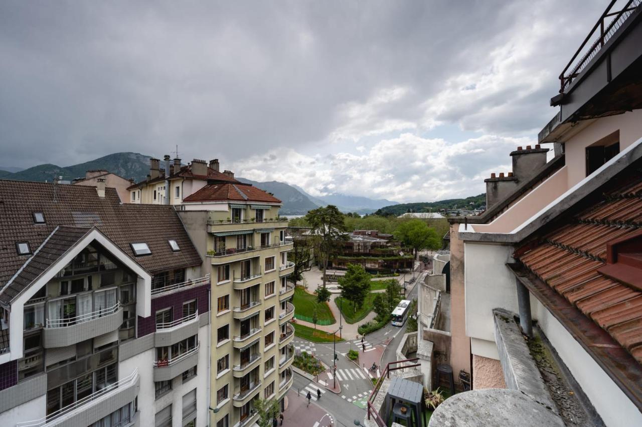 Le Nid Du Favre I - Charming Studio With Stunning Lake View Annecy Luaran gambar